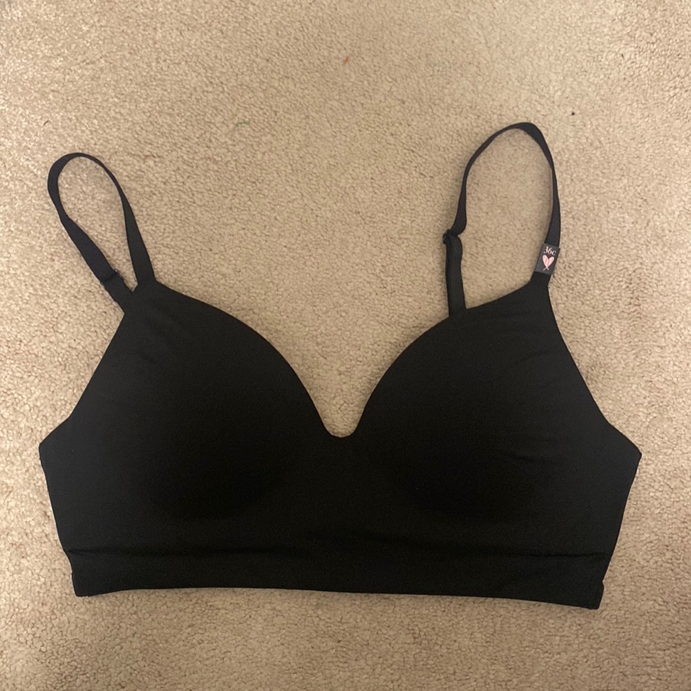 Victoria’s Secret T-shirt bra